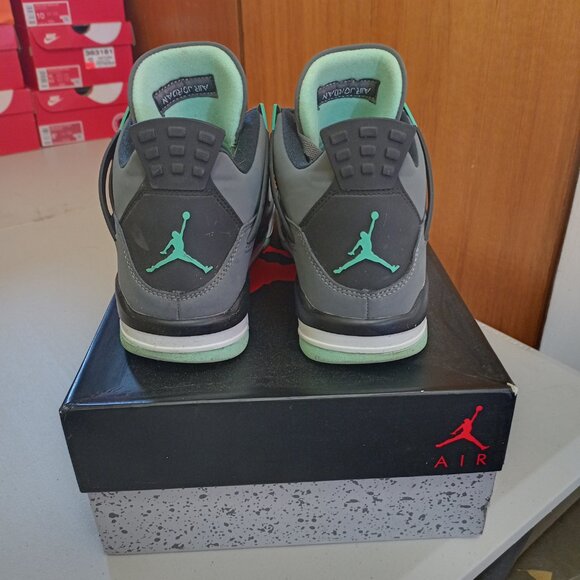 Size 10.5 - Jordan 4 Retro Green Glow 2013 OG box excellent condition - Picture 10 of 11